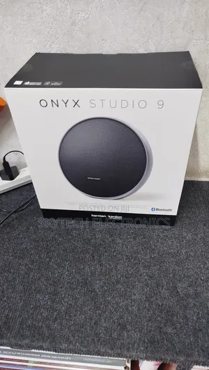 Harman Kardon Onyx Studio 9