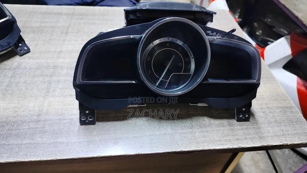 Ex Japan Axela 2015 Dashboard Clock