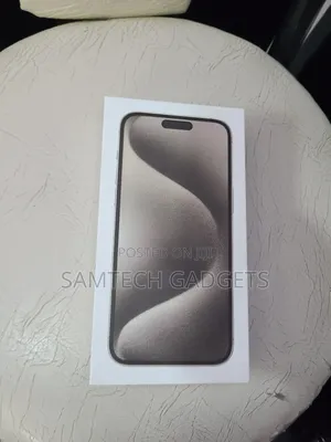 New Apple iPhone 15 Pro Max 512 GB Silver