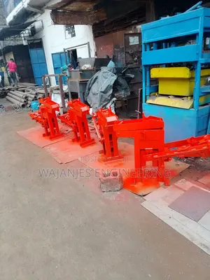 Interlocking Bricks Making Machine