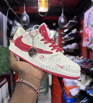 Travis Scott *Nike Jordan 1 Low *Supreme Sizes:37-45