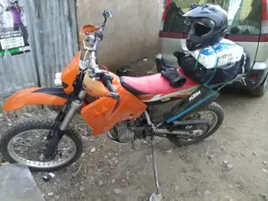 KTM 2002 Orange