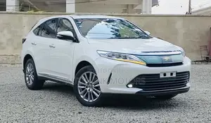 Toyota Harrier 2.0 2018 White
