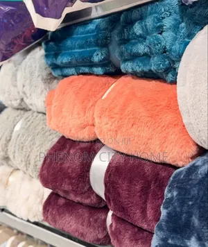 Warm and Cozy Soft Blankets/Fleece