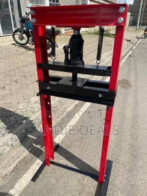 Hydraulic Forming Press