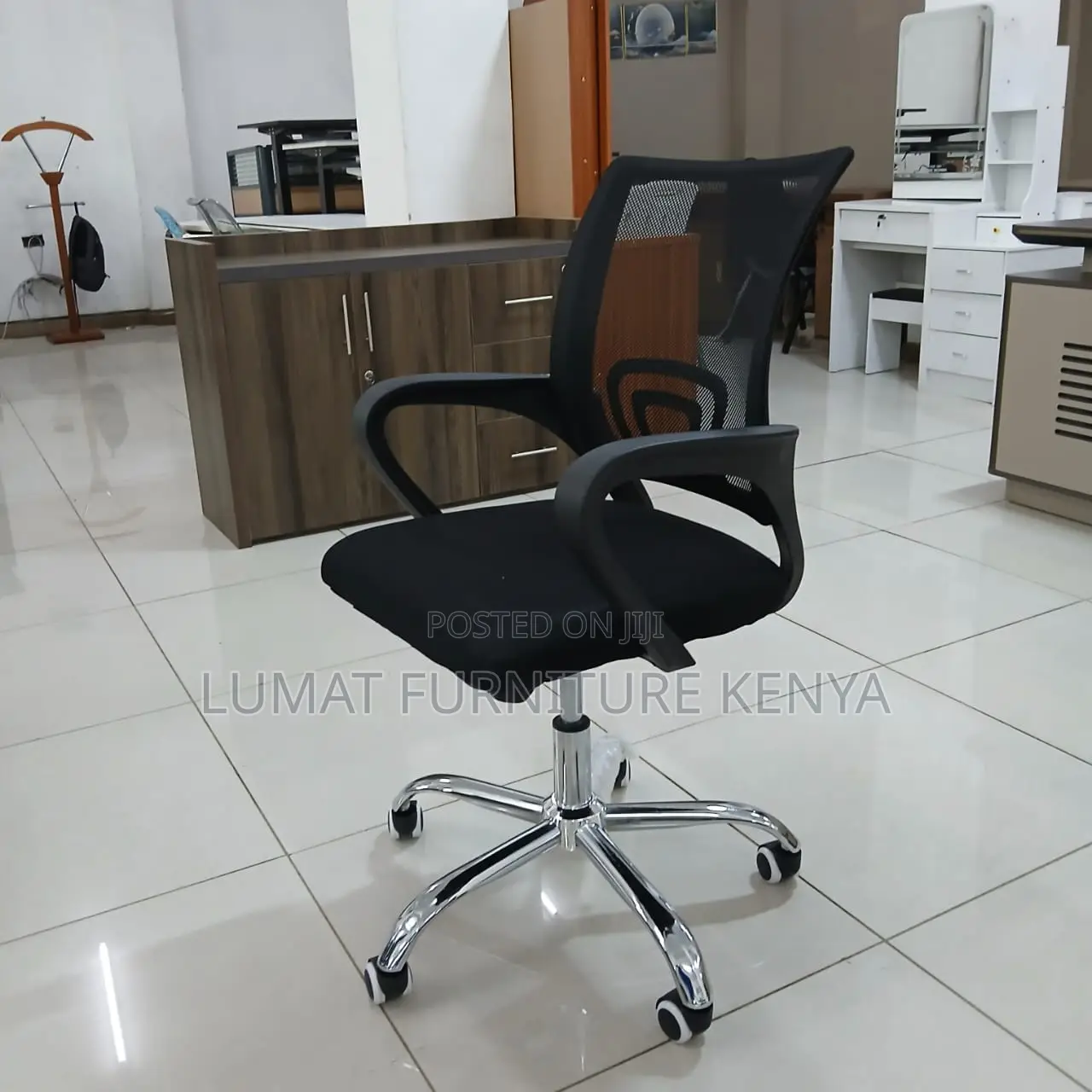 Clerical Rolling Desk Chair