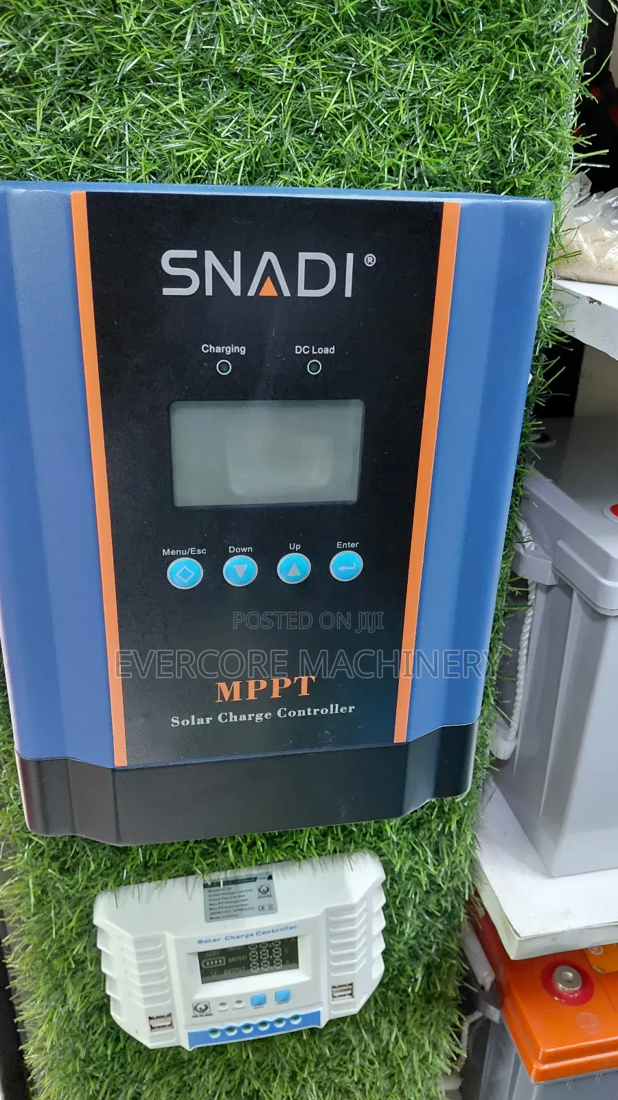 Snadi MPPT 60amps Solar Panel Controller.