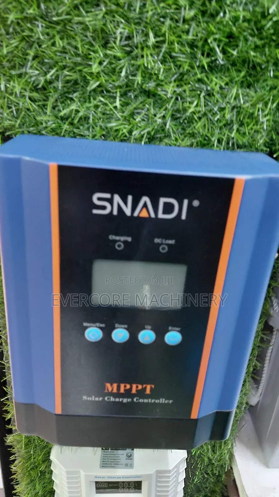 Snadi MPPT 60amps Solar Panel Controller.