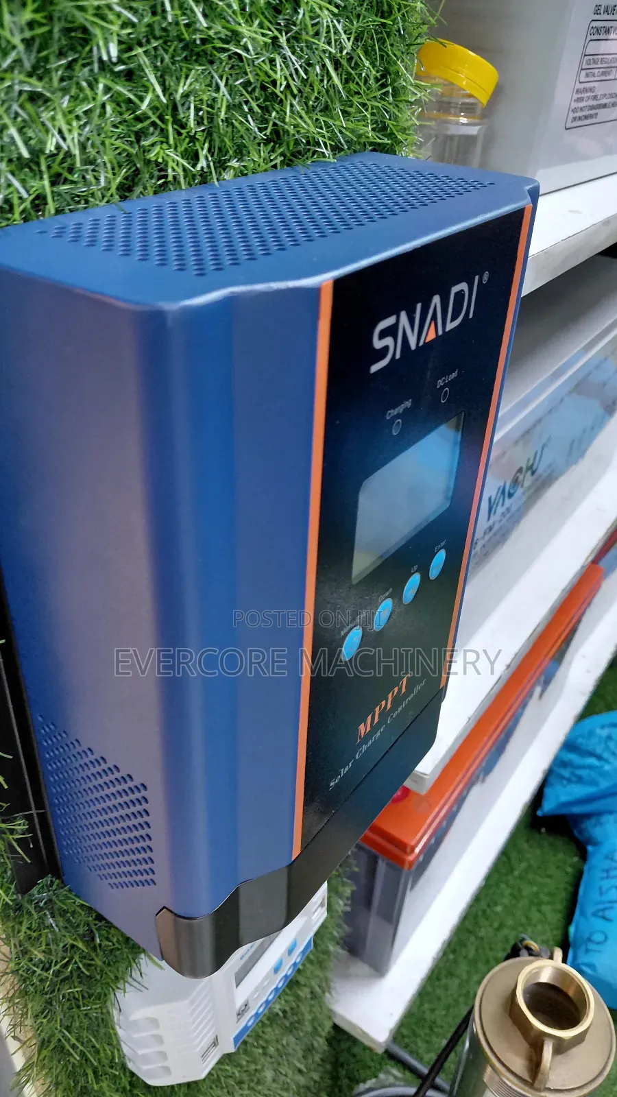 Snadi MPPT 60amps Solar Panel Controller.