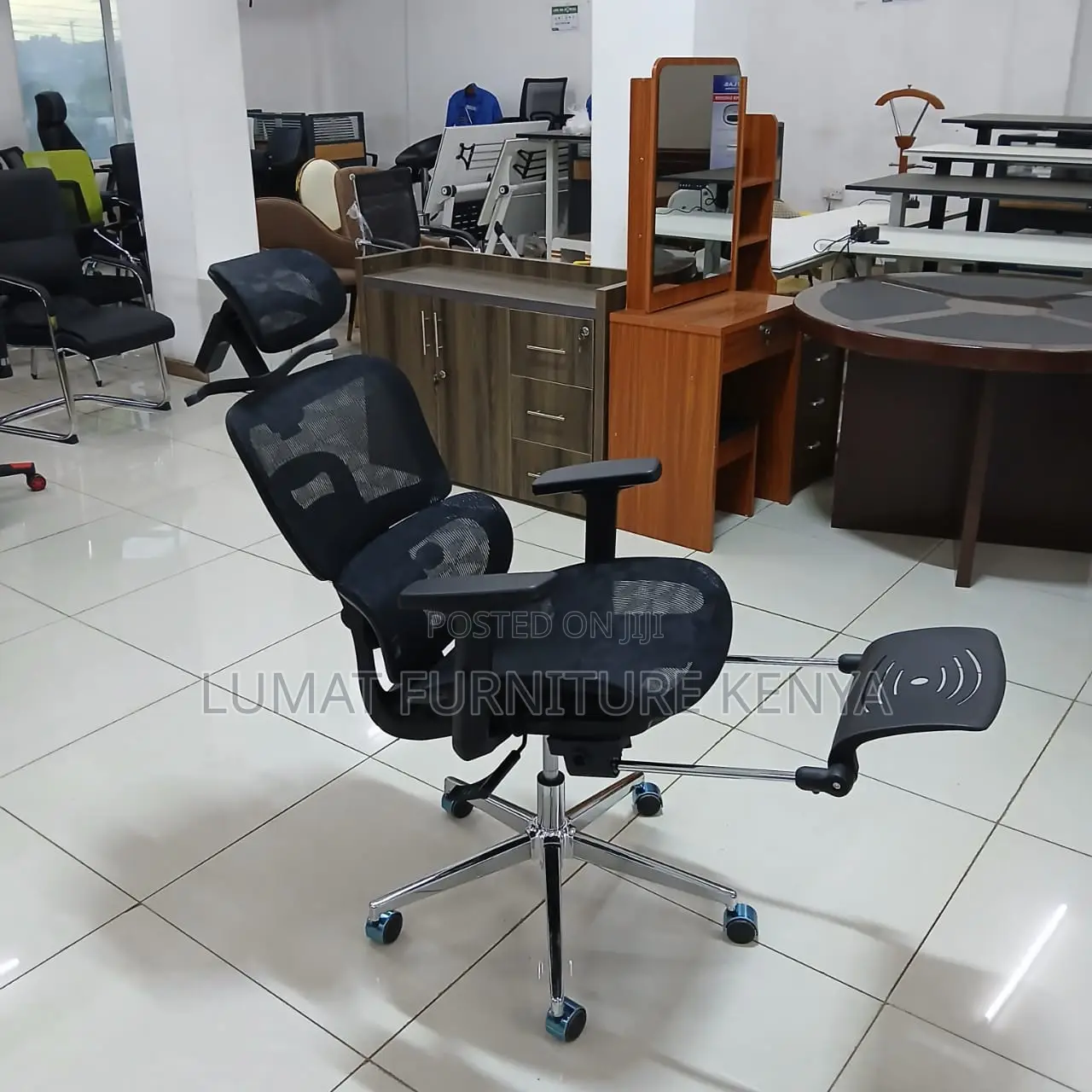 Ergoflex Chair With Foot Extension
