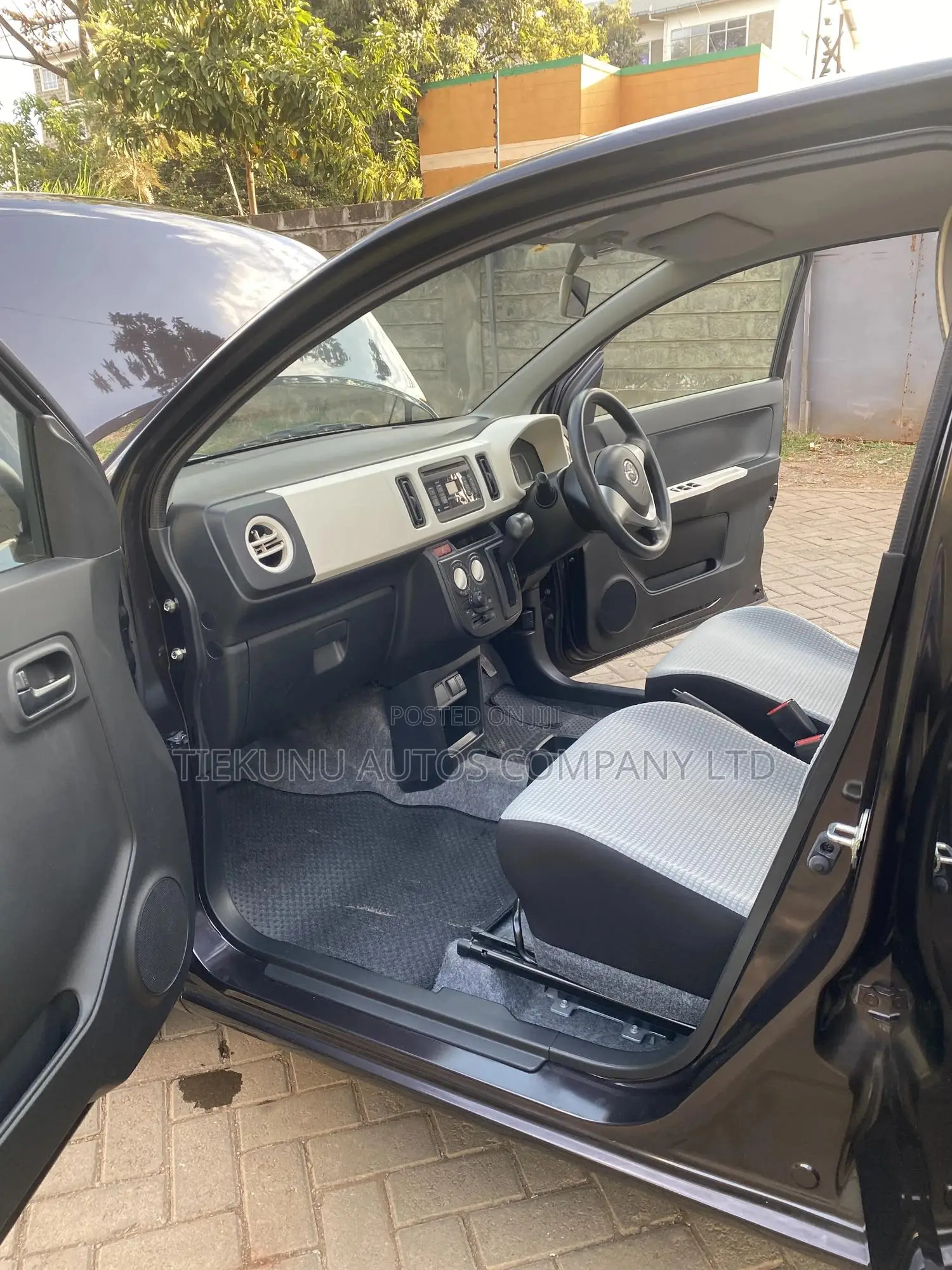 Mazda Carol 2018 Brown