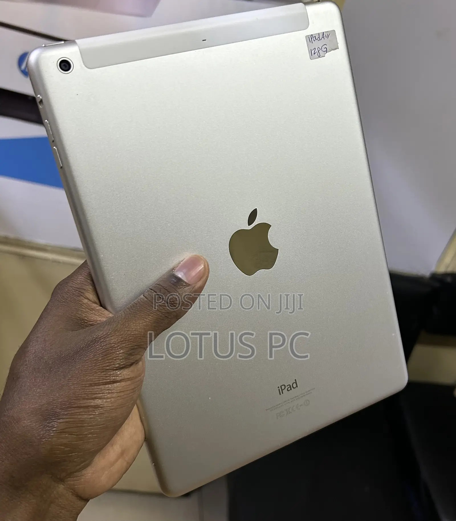 Apple iPad Air 128 GB Silver