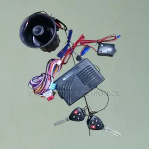 All Vehicles Security Car Alarm Kit With Two Flip Keys and Siren