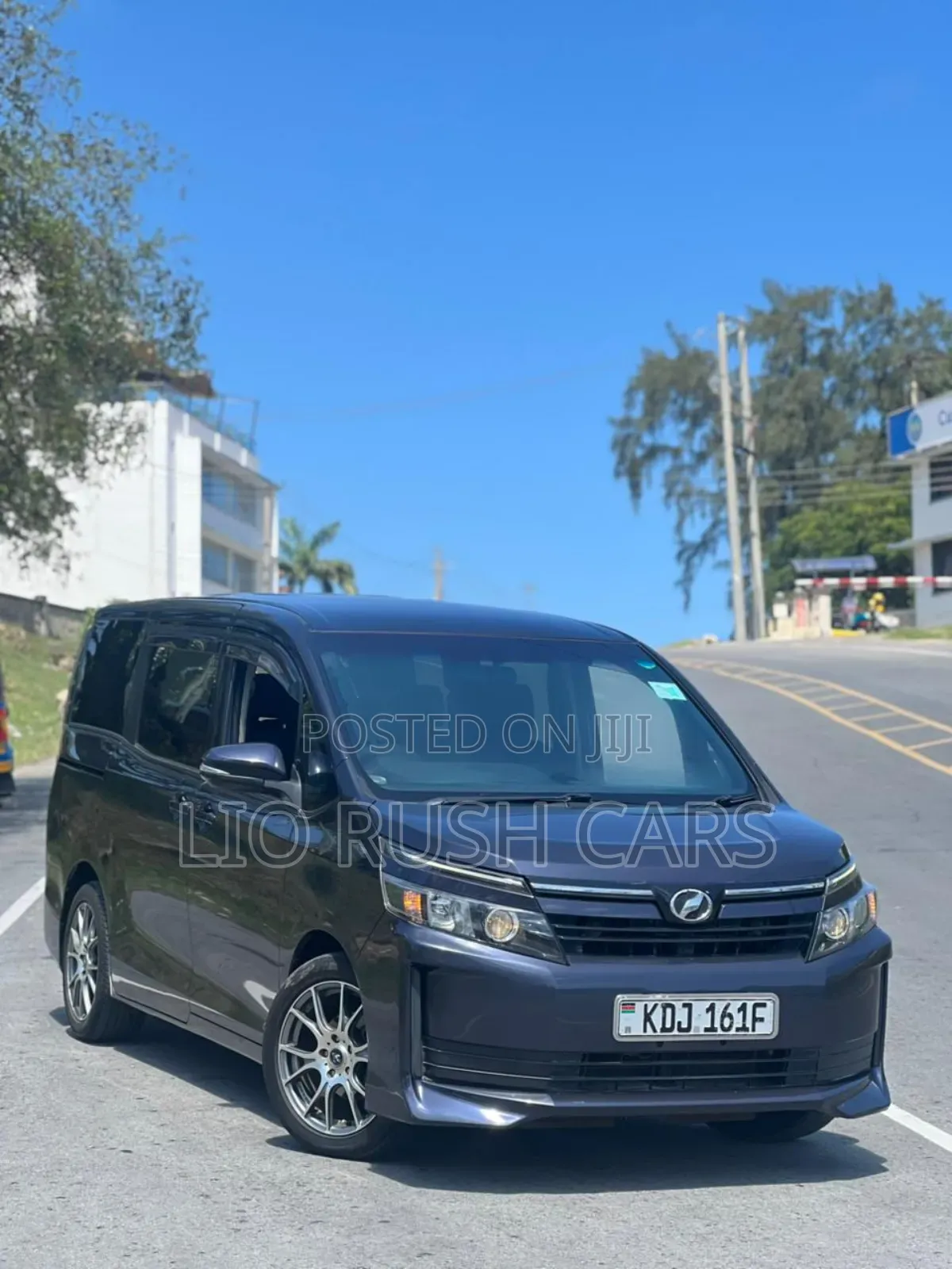 Toyota Voxy 2015 Black