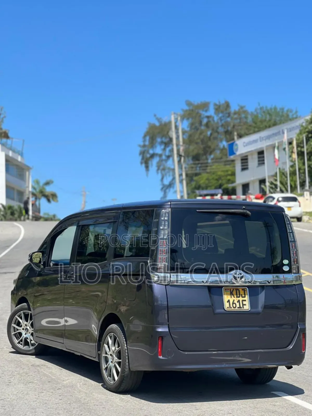 Toyota Voxy 2015 Black