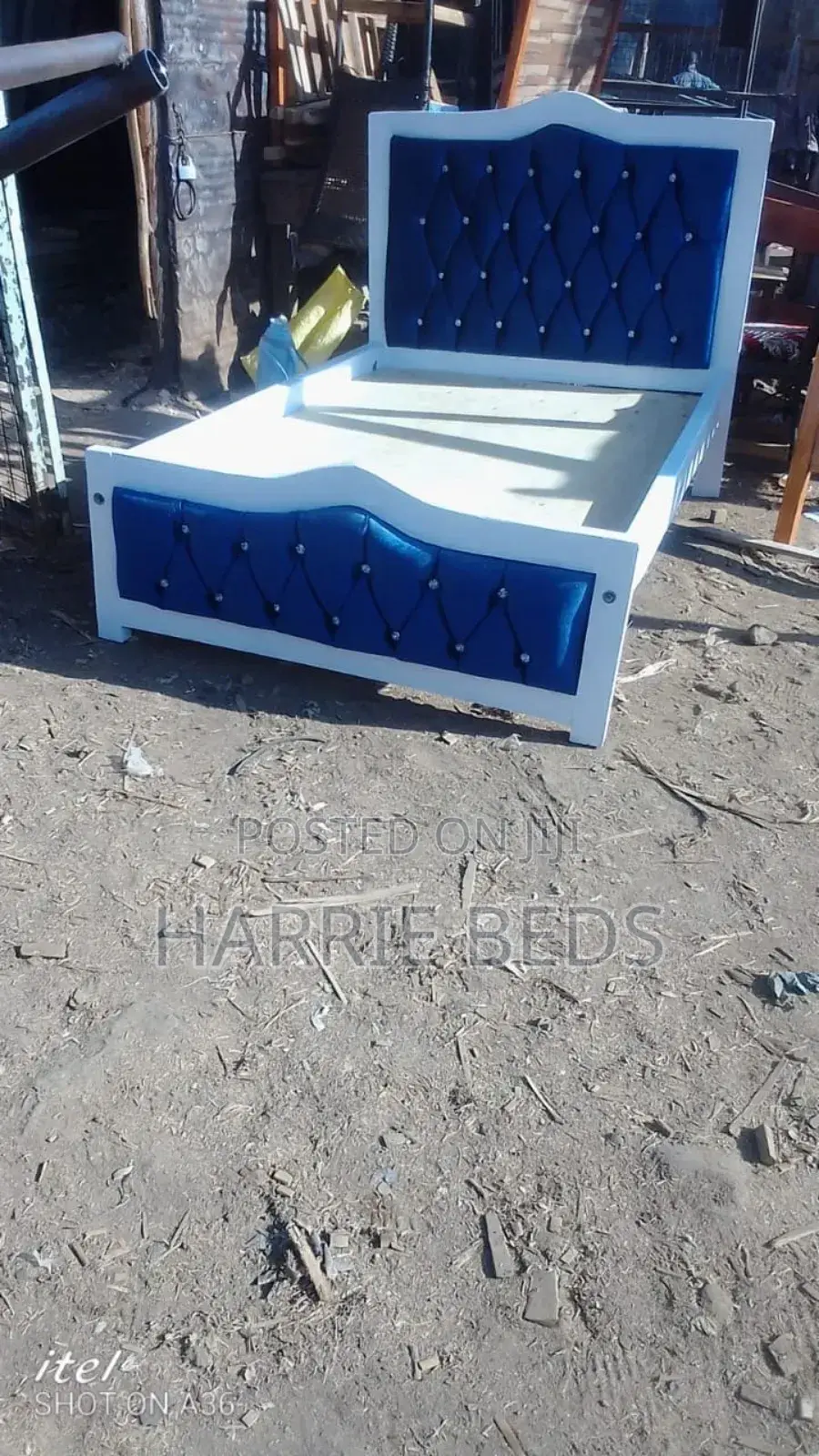 White Frame With Royal Blue Cheaster Mocket Bed