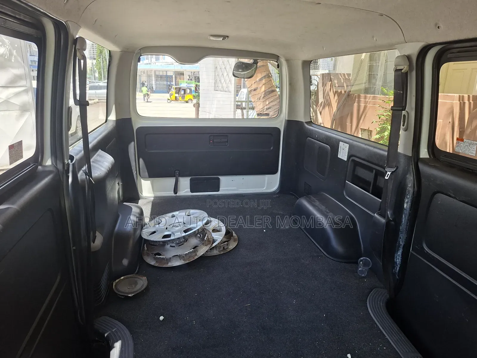 Toyota HiAce 2018 Black