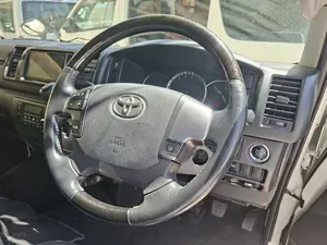 Toyota HiAce 2018 Black