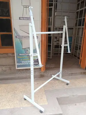 Movable Wheeled Stand 8ft X 4ft