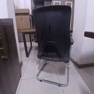 Client Welcoming Office Seat