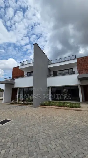 4bdrm Townhouse/Terrace in Langata for sale