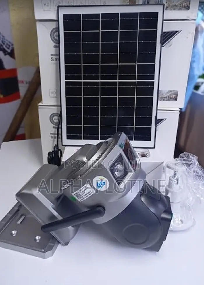 Sim Card CCTV Camera 4mp Dual Lens Solar Power