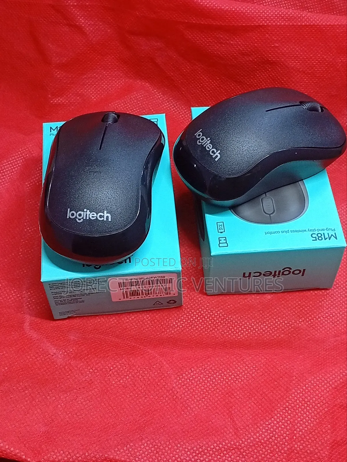Wireless M185 Logitech Plug and Olay Mouse Black