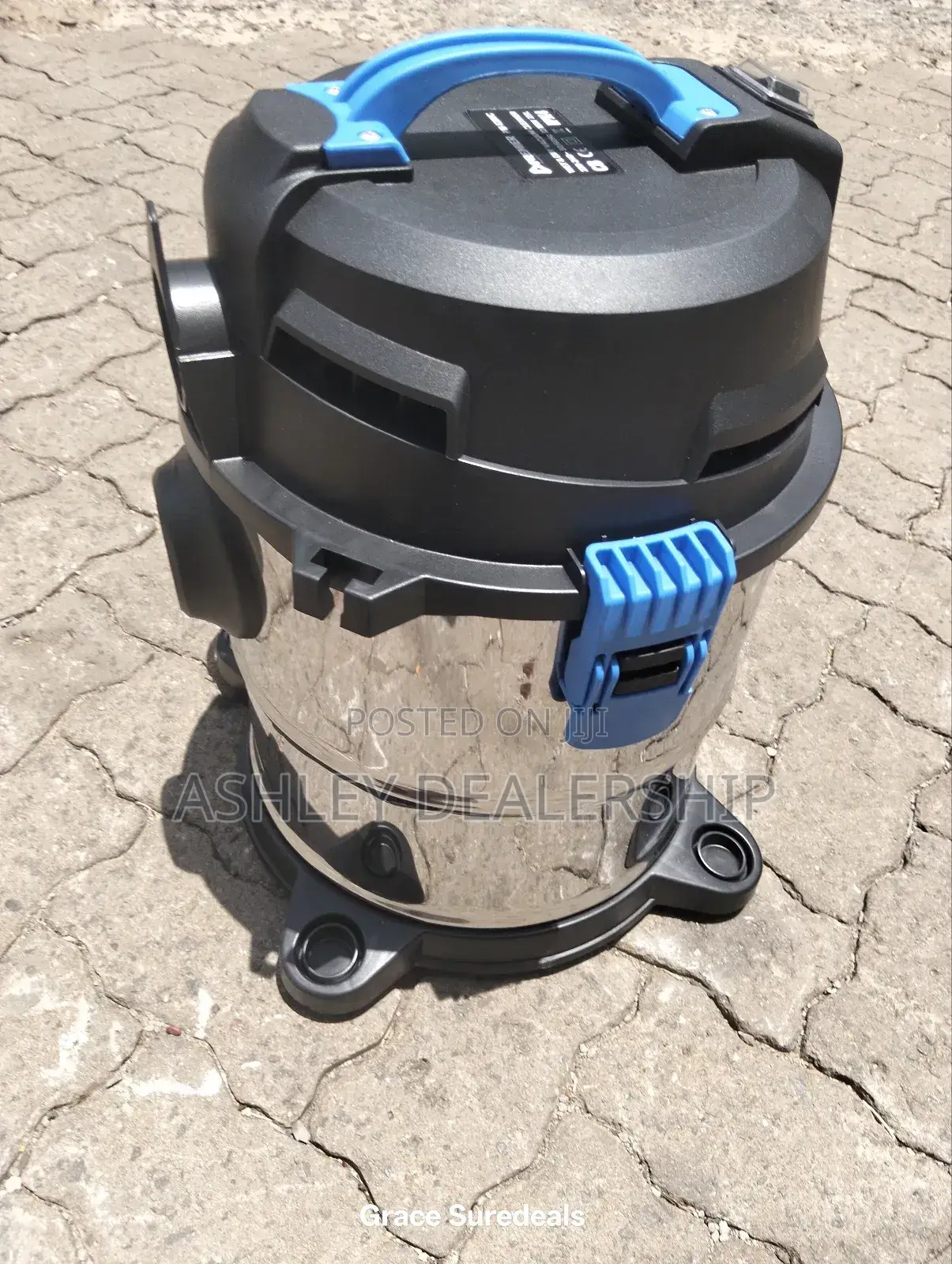 Premier Vacuum Cleaner 25l