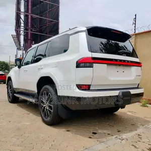 Lexus GX 550 Overtrail 2024 White