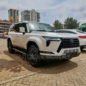 Lexus GX 550 Overtrail 2024 White