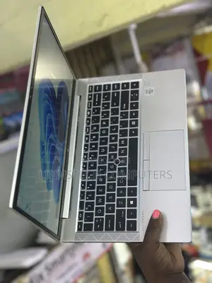 Laptop HP EliteBook 840 G7 16GB Intel Core I5 SSD 256GB