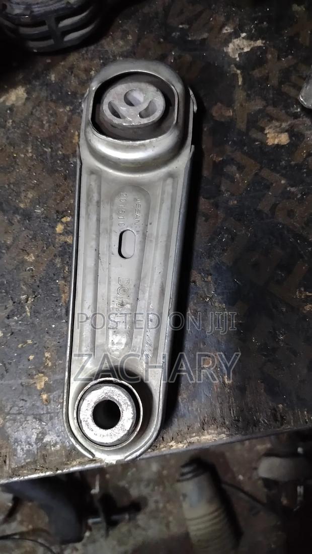 Xtrail Nt32 Engine Mount Ex Japan