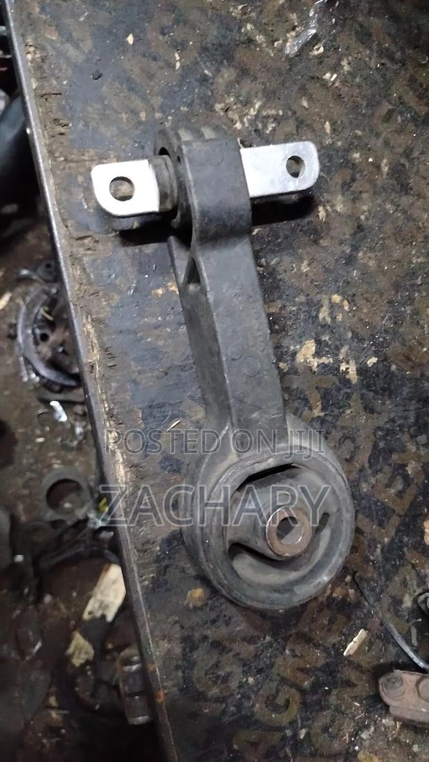 Honda Civic Engine Mount Ex Japan