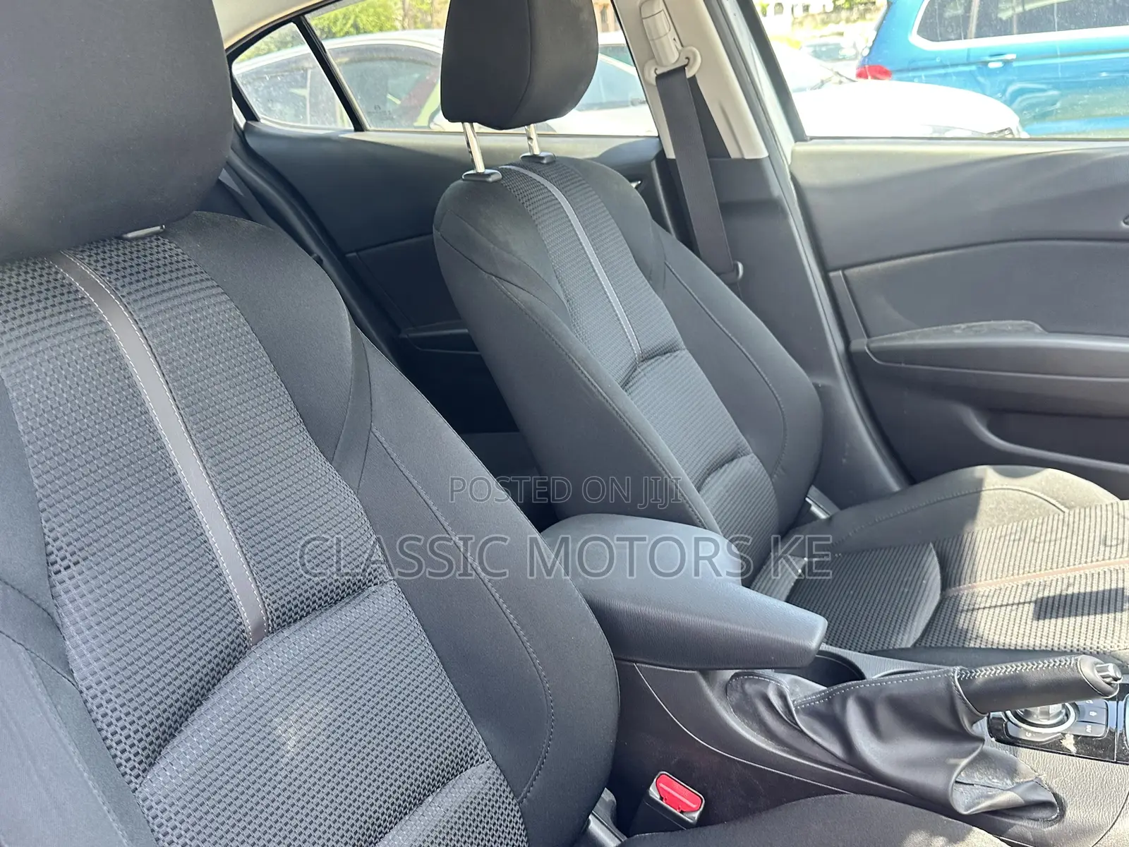 Mazda Axela 2018 Silver