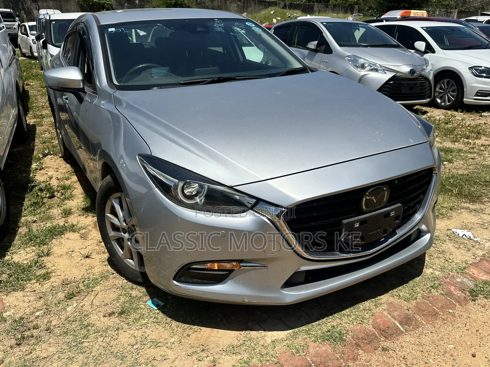 Mazda Axela 2018 Silver