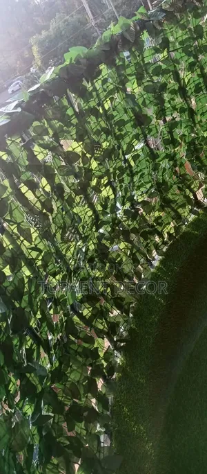 Green Leafy Balcony Privacy Fence 3m Wide