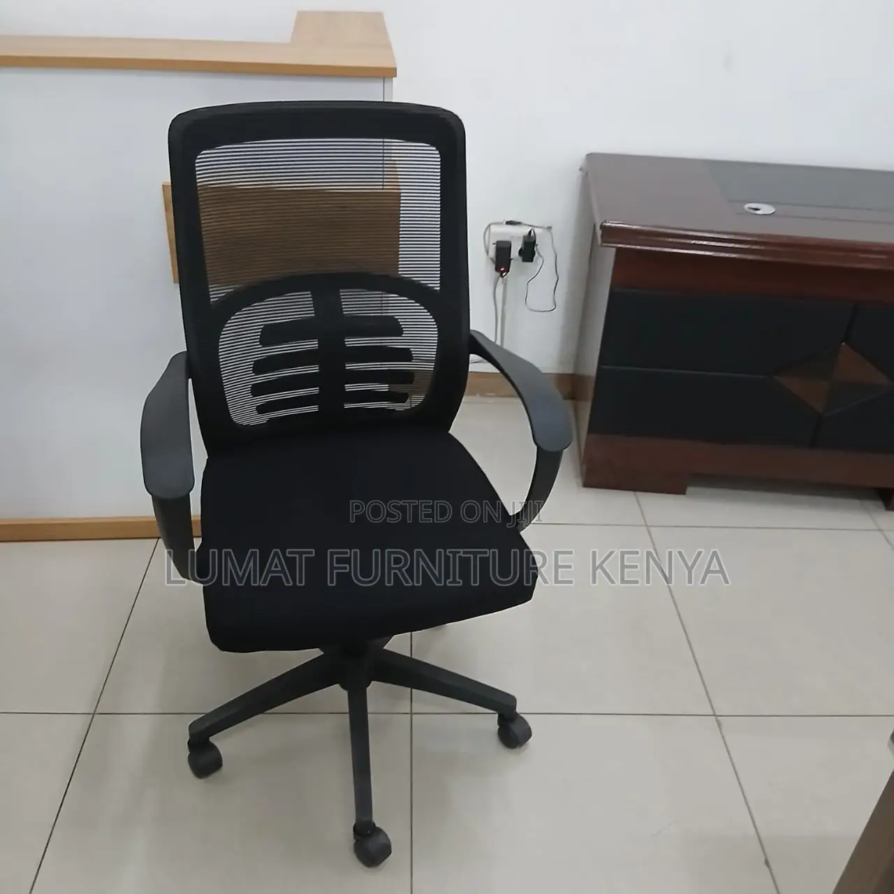 Swivel Secretarial Office Seat