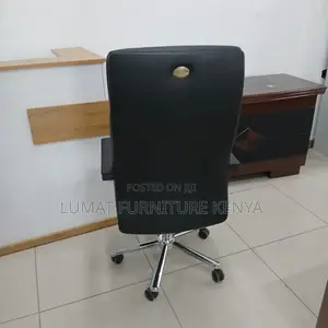 High Back Comfortable Office Seat