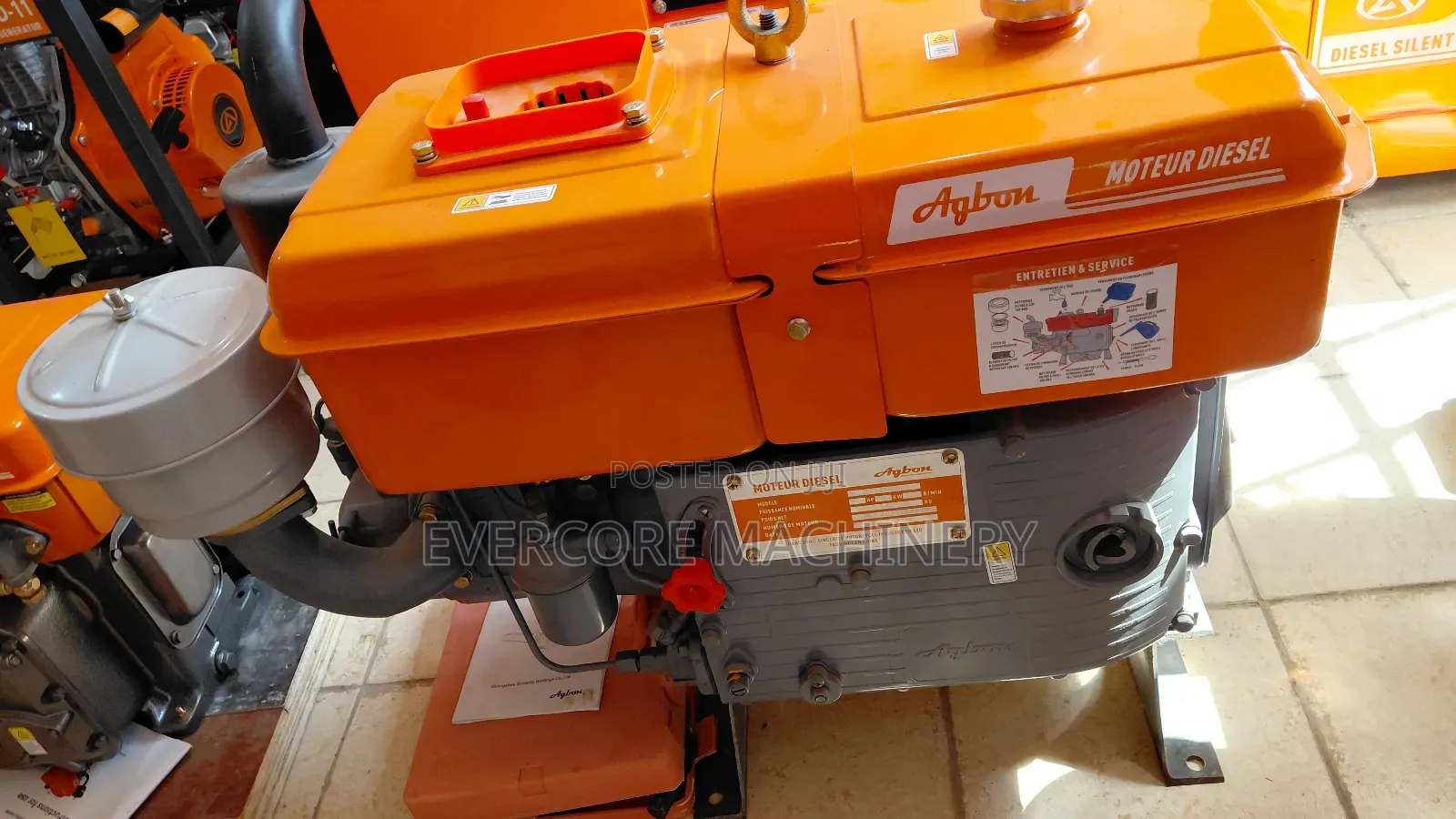 24hp Diesel Water-Cooled Engine Manual Starter.