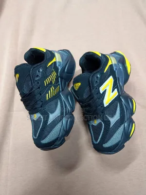 *Black  New Balance 9060*