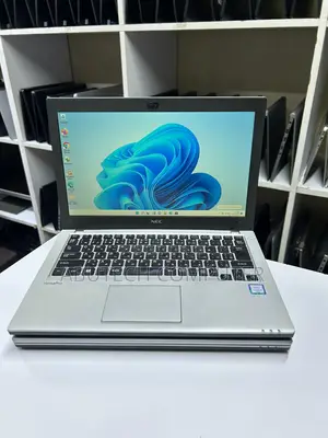 Laptop NEC N22A 8GB Intel Core i5 SSD 256GB