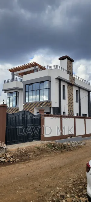 4bdrm Maisonette in Sukari B for sale