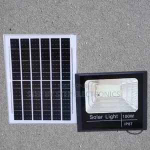100w Solar Flood Light Ip67 Waterproof With Large Inbuilt Battery