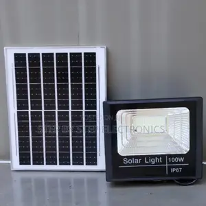 High Brightness 100w Solar Flood Light Ip67 Waterproof Outdoor Use