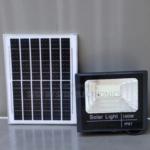 High Brightness 100w Solar Flood Light Ip67 Waterproof Outdoor Use
