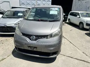 Nissan NV200 S 2018 Gray