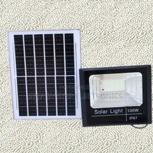 High Power 100w Ip67 Waterproof Solar Flood Light for Yard Garage