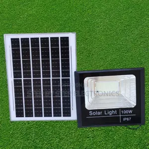 100w Ip67 Waterproof Solar Flood Light for Farm and Ranch Lighting