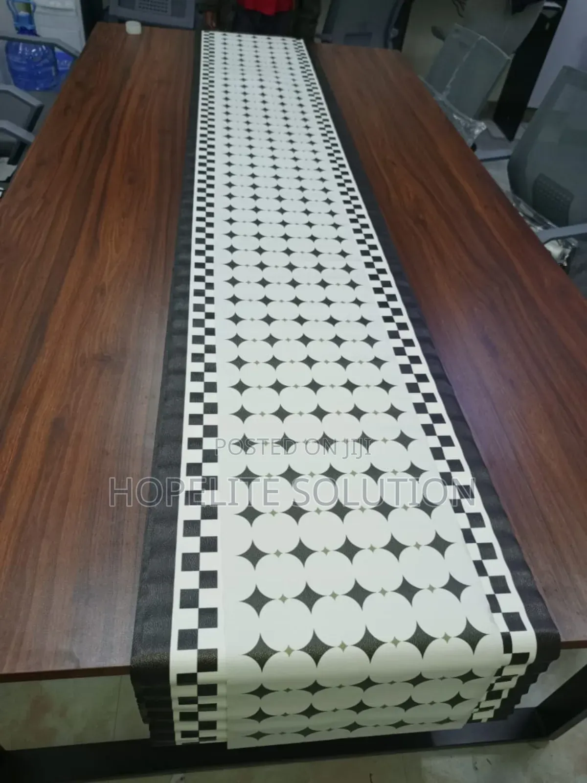 Washable Table Runner