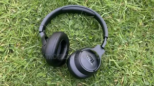 JBL Tune 770nc Available